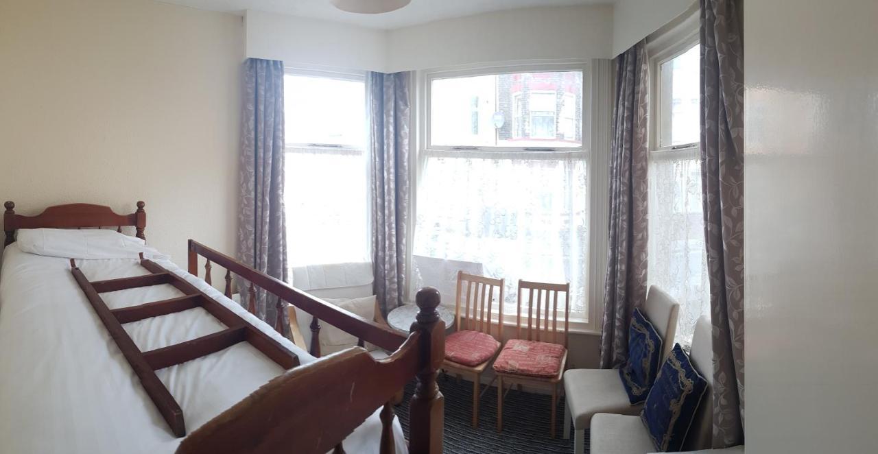4 Berth First Floor Flat Apsley 3 Apartamento Great Yarmouth Exterior foto